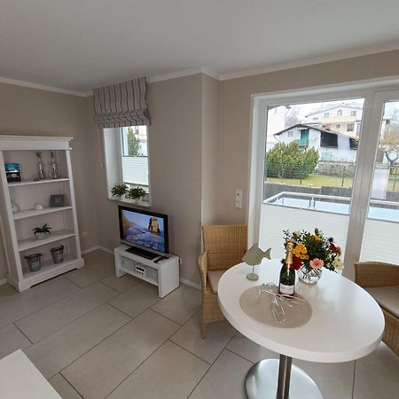 Haus Nemo - Appartement 5, Gemuetliches Appartement Mit Strandkorb, Strandnah 50 M 塞巴特黑灵斯多夫 外观 照片