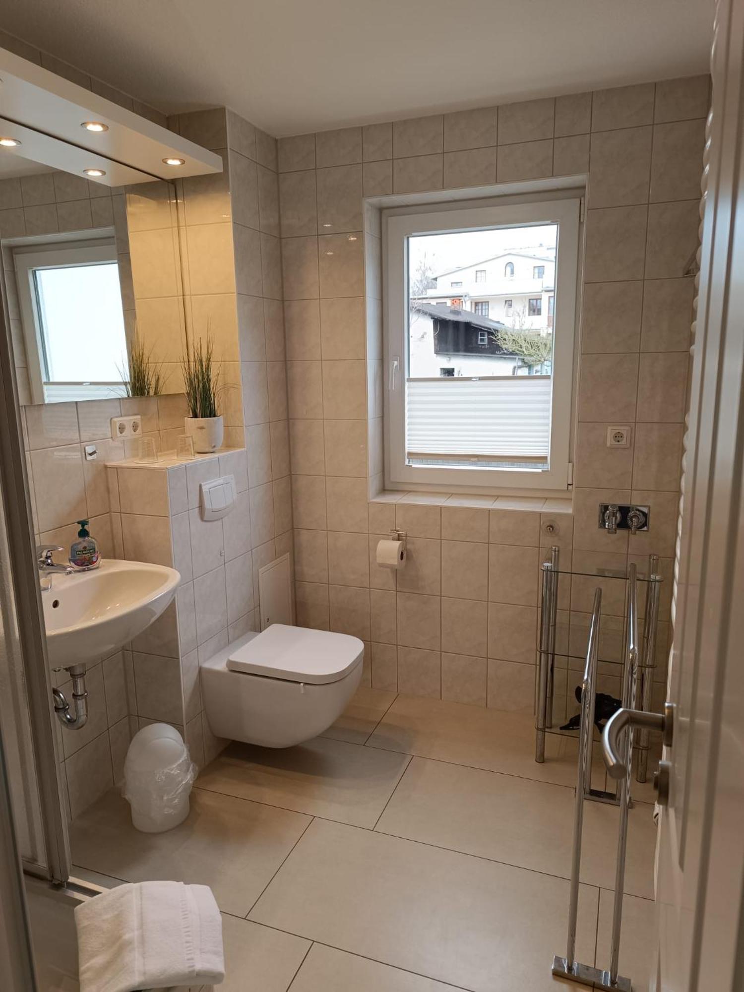 Haus Nemo - Appartement 5, Gemuetliches Appartement Mit Strandkorb, Strandnah 50 M 塞巴特黑灵斯多夫 外观 照片