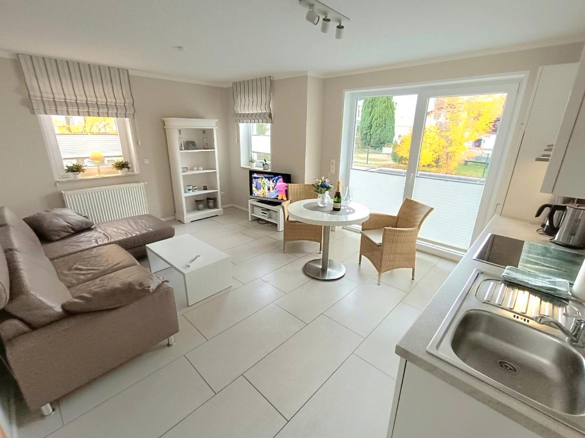 Haus Nemo - Appartement 5, Gemuetliches Appartement Mit Strandkorb, Strandnah 50 M 塞巴特黑灵斯多夫 外观 照片